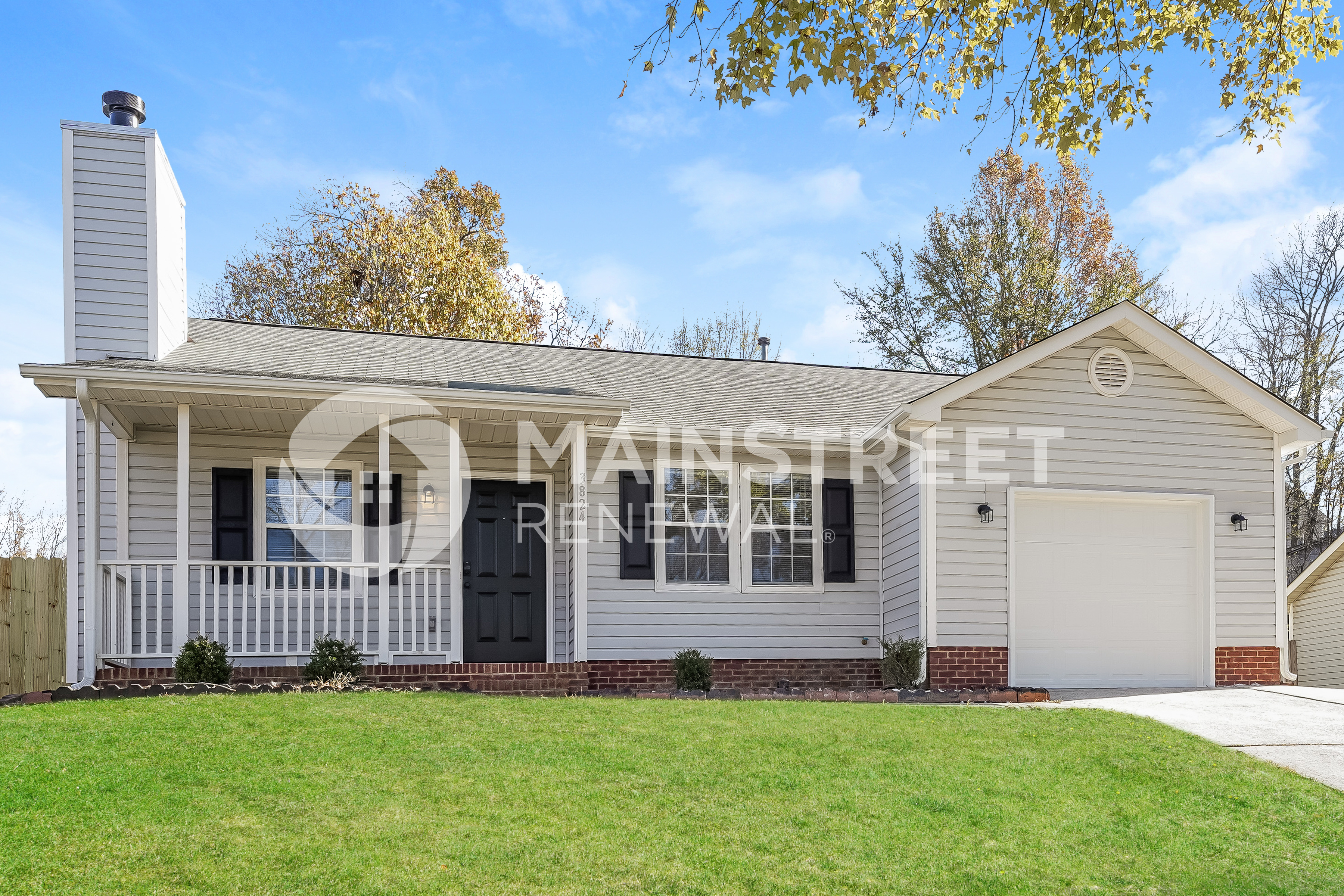 3824 HUNTERS RUN LN MATTHEWS, NC 28105